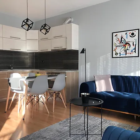 Apartament Pandora's *