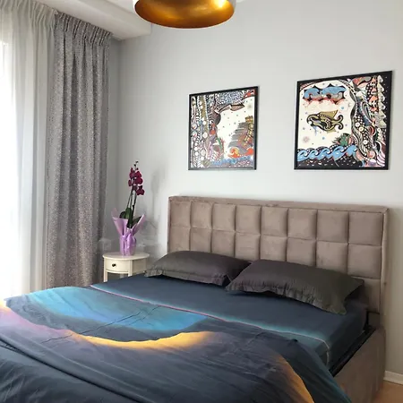 Pandora's Apartamento Tirana